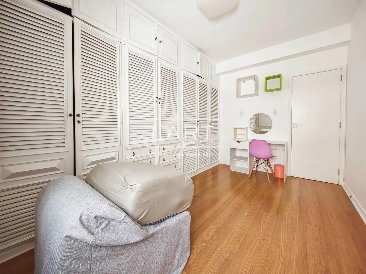 Apartamento de 310 m² com lava-louças e banheira — photo 4