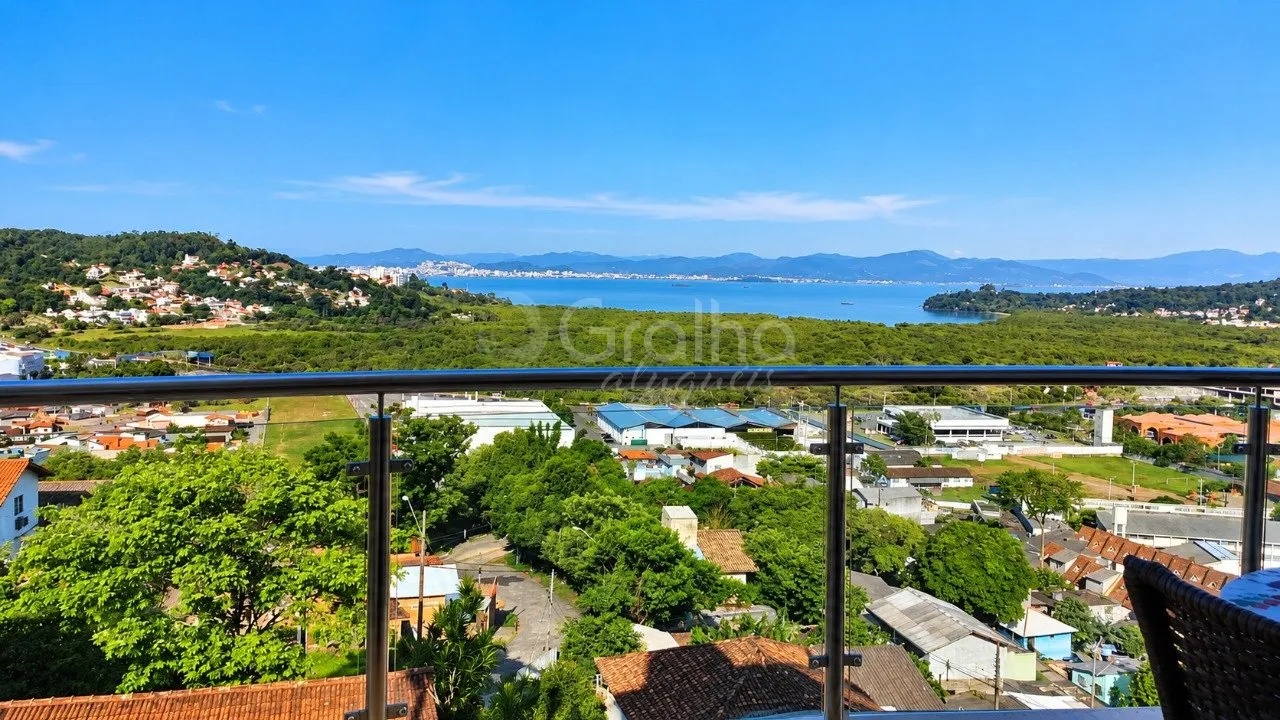 Casa de 4 dormitorios con vista al agua — photo 19