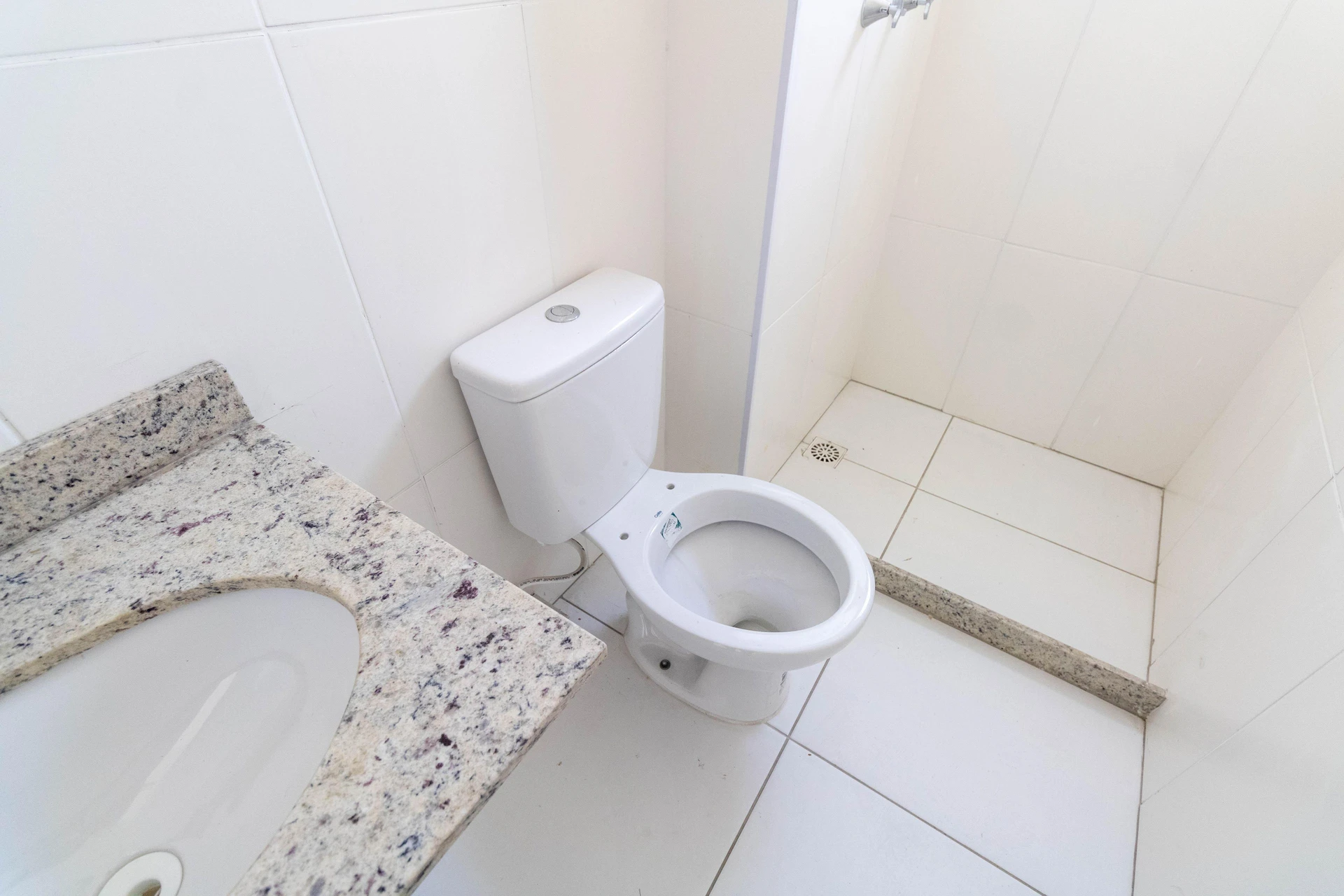 Renting apartment with 4 bedrooms and 3 bathrooms — photo 34