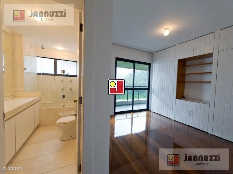 Water view in a 4-bedroom apartment, 319 m² — photo 30