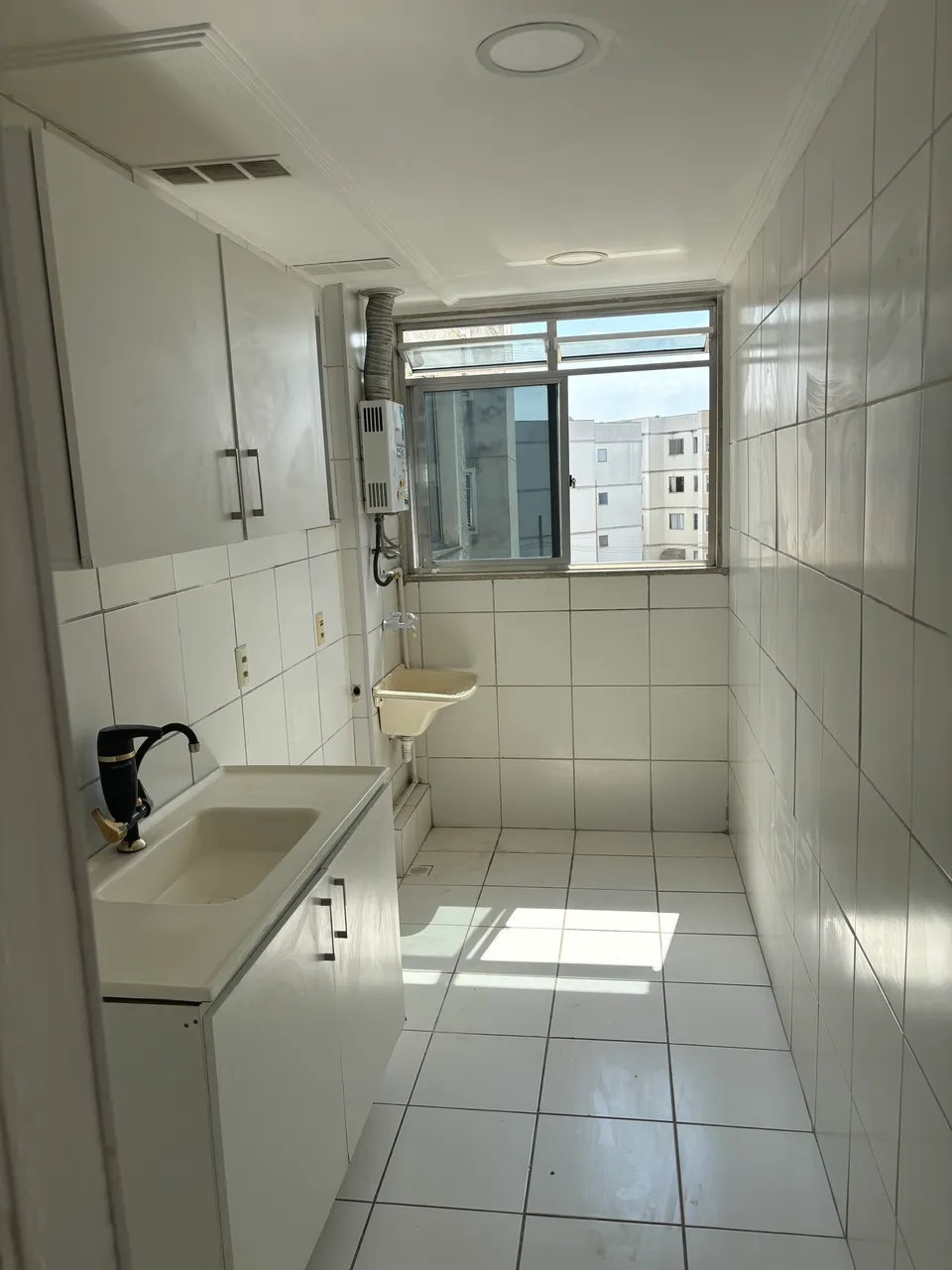 Квартира з 3 спальнями, 1 ванною та 1 паркомісцем — photo 10