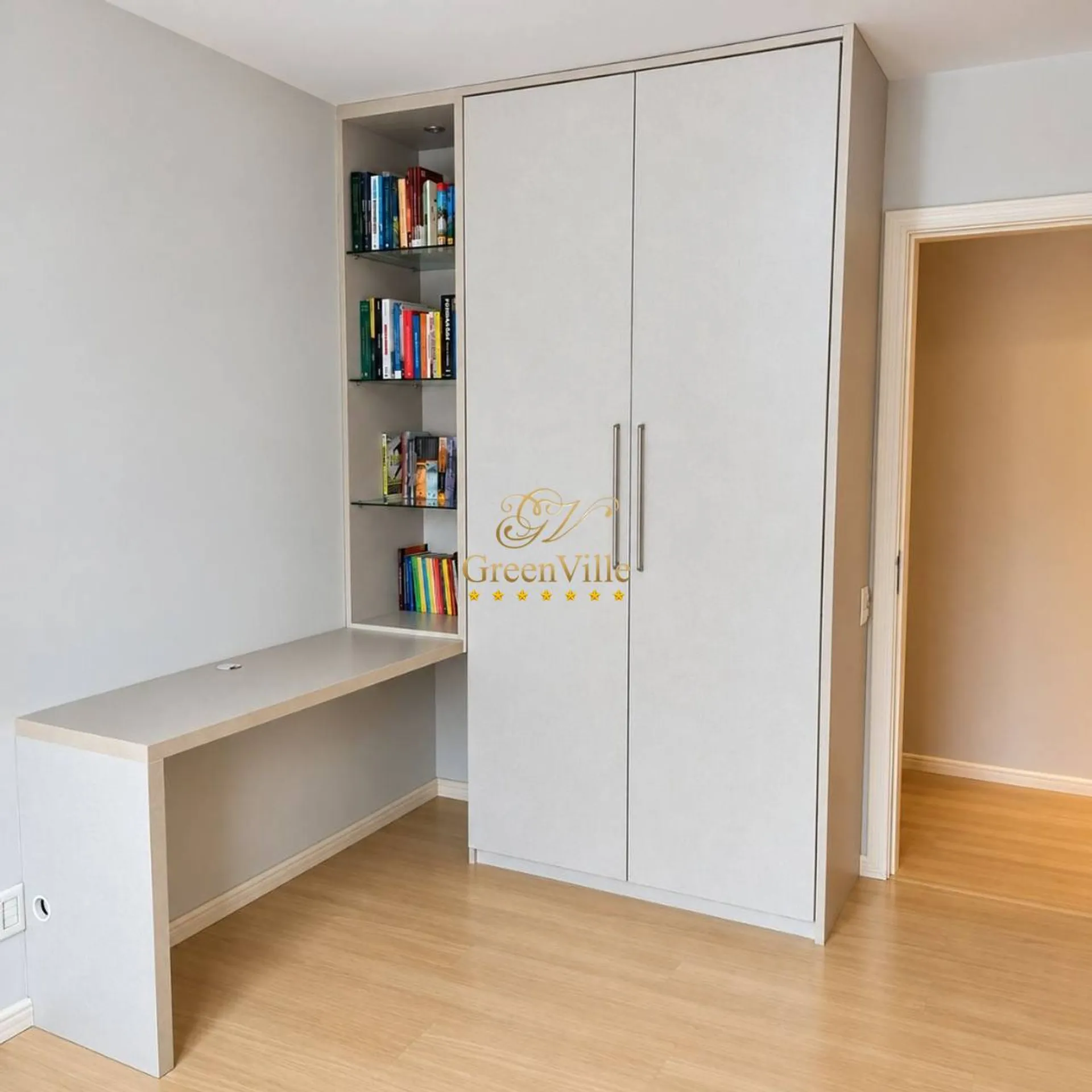 Apartment on the 4th floor with a bathtub — photo 26