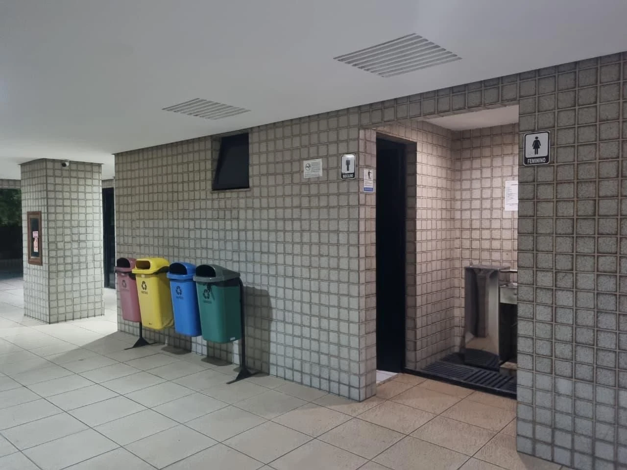 2-bedroom apartment in a building with a sauna — photo 27