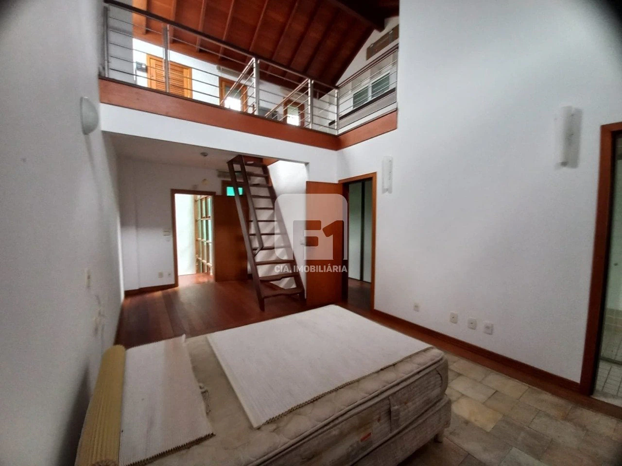 Casa de 5 dormitorios con bañera en Florianópolis — photo 15