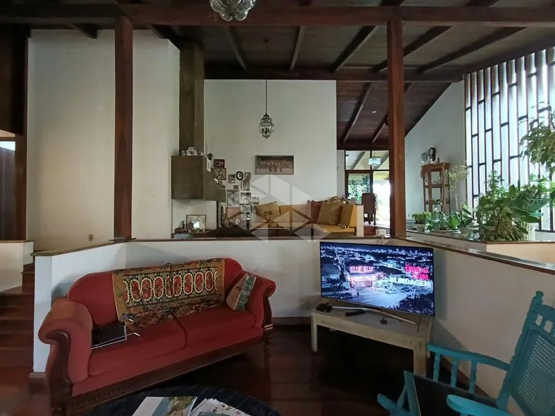 House, 600 m², with a bathtub — photo 12