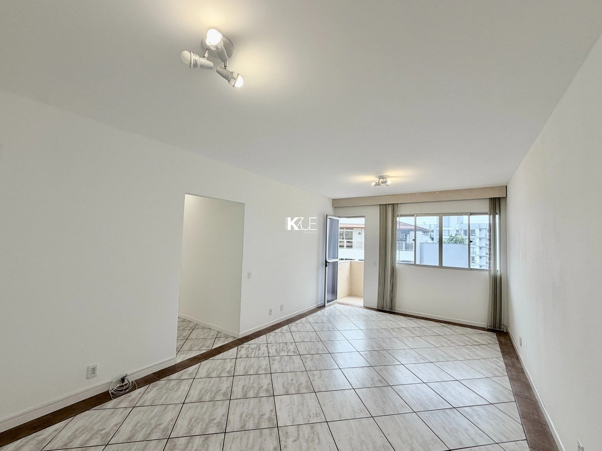 Панорамные окна и 3 спальни: квартира 118 м² — photo 7
