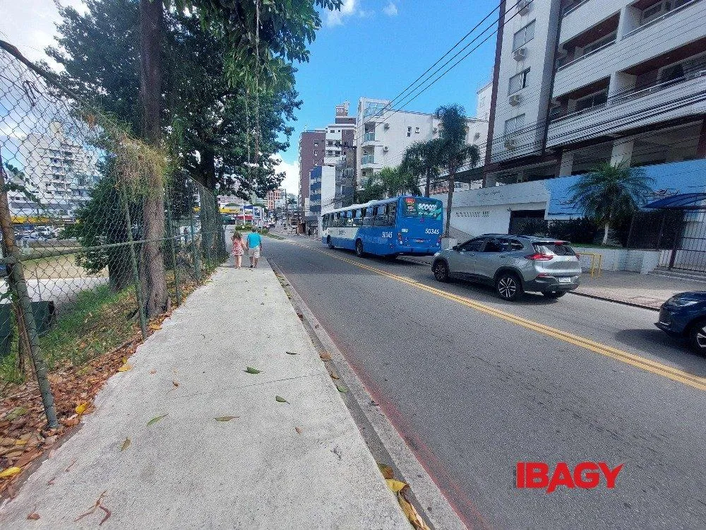 Квартира 116 м² с 3 спальнями и 1 парковочным местом — photo 46