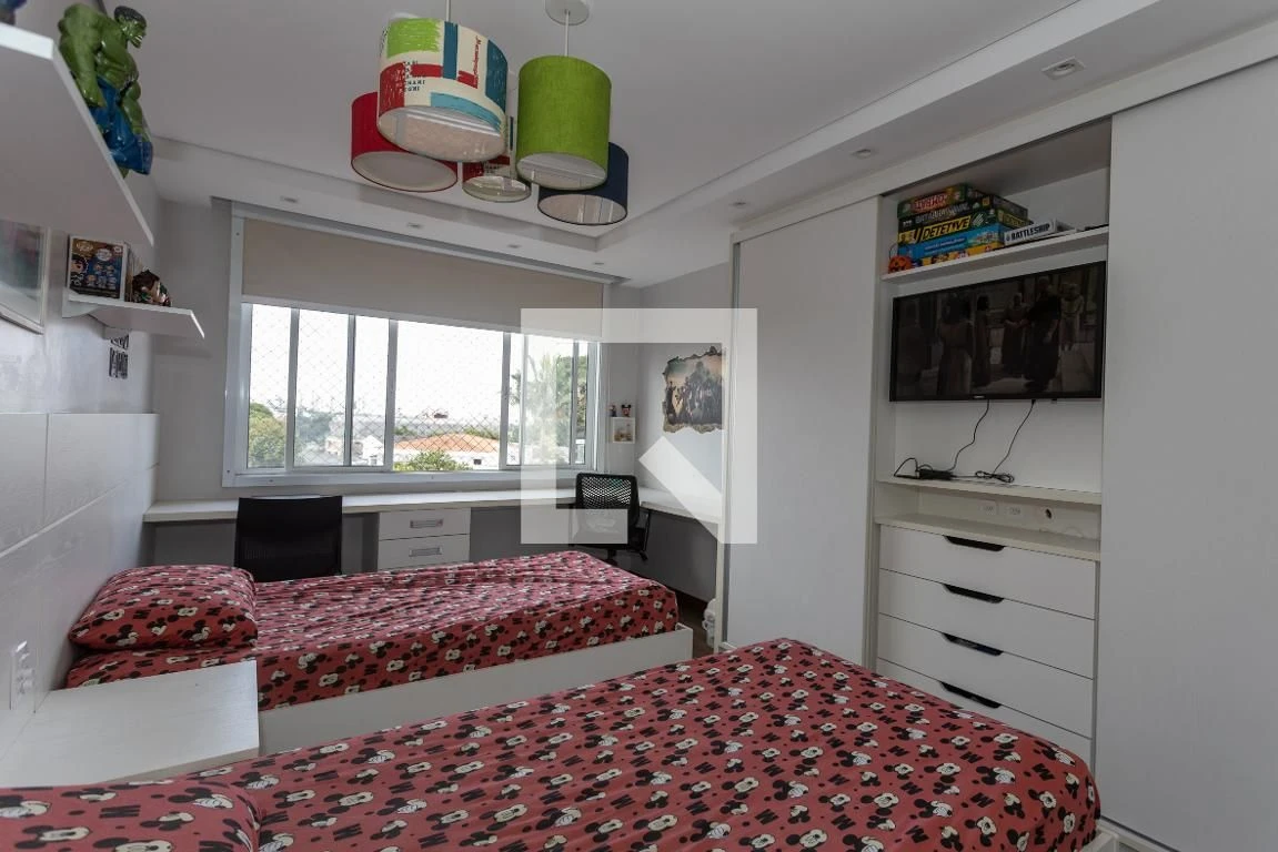 Apartamento mobiliado com 3 quartos, 1 suíte e 3 banheiros — photo 35