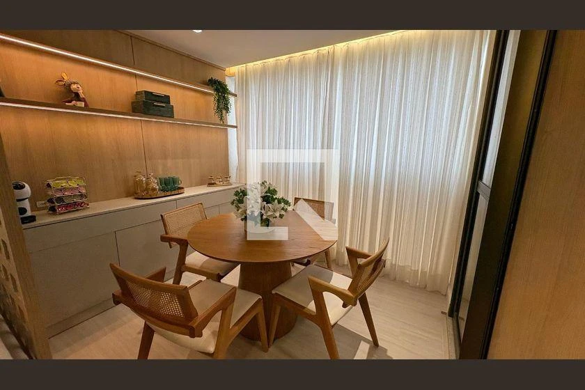 Apartment, 217 m², with a glass-enclosed balcony — photo 48