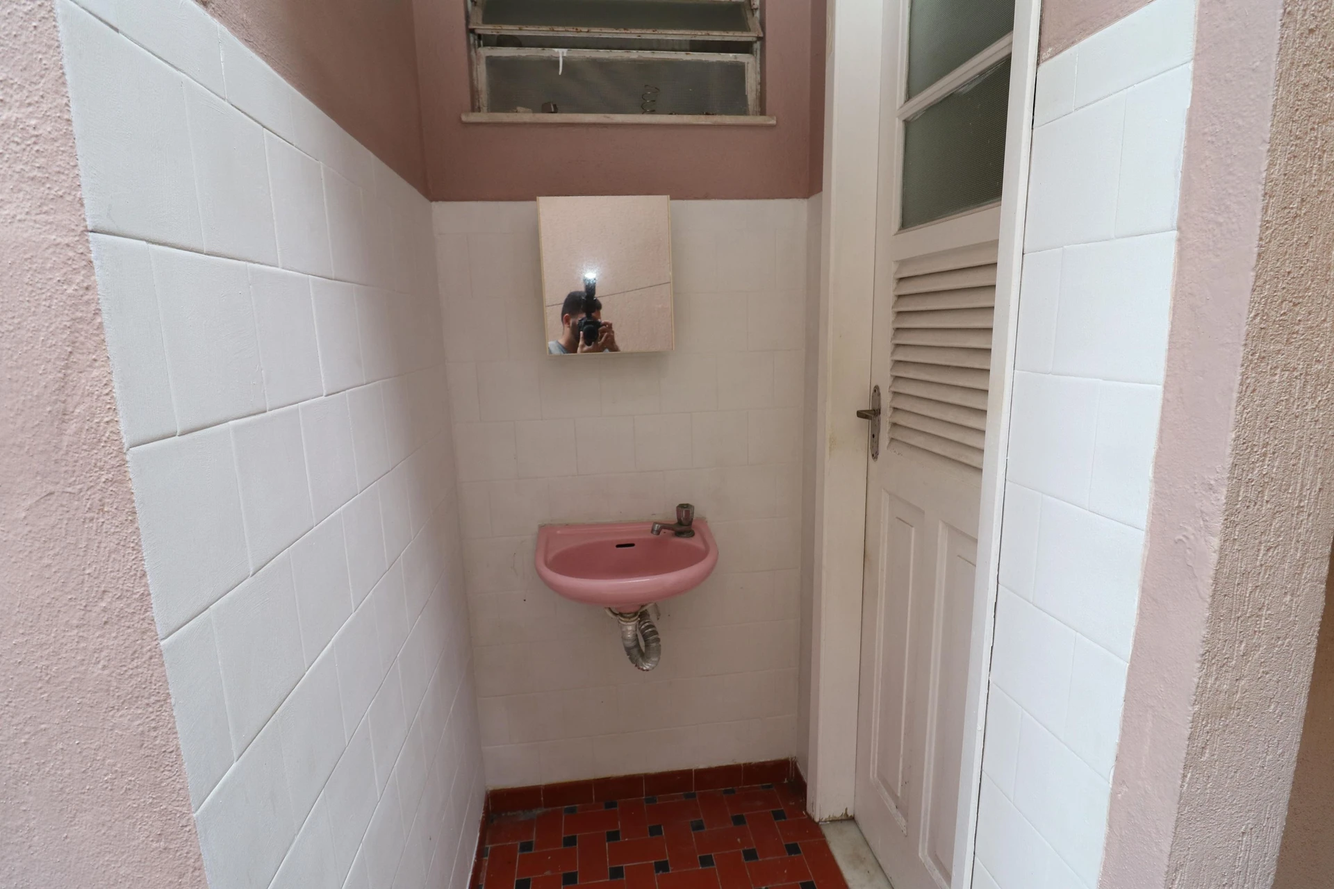 10-bedroom house with a bathtub in Rio de Janeiro — photo 87