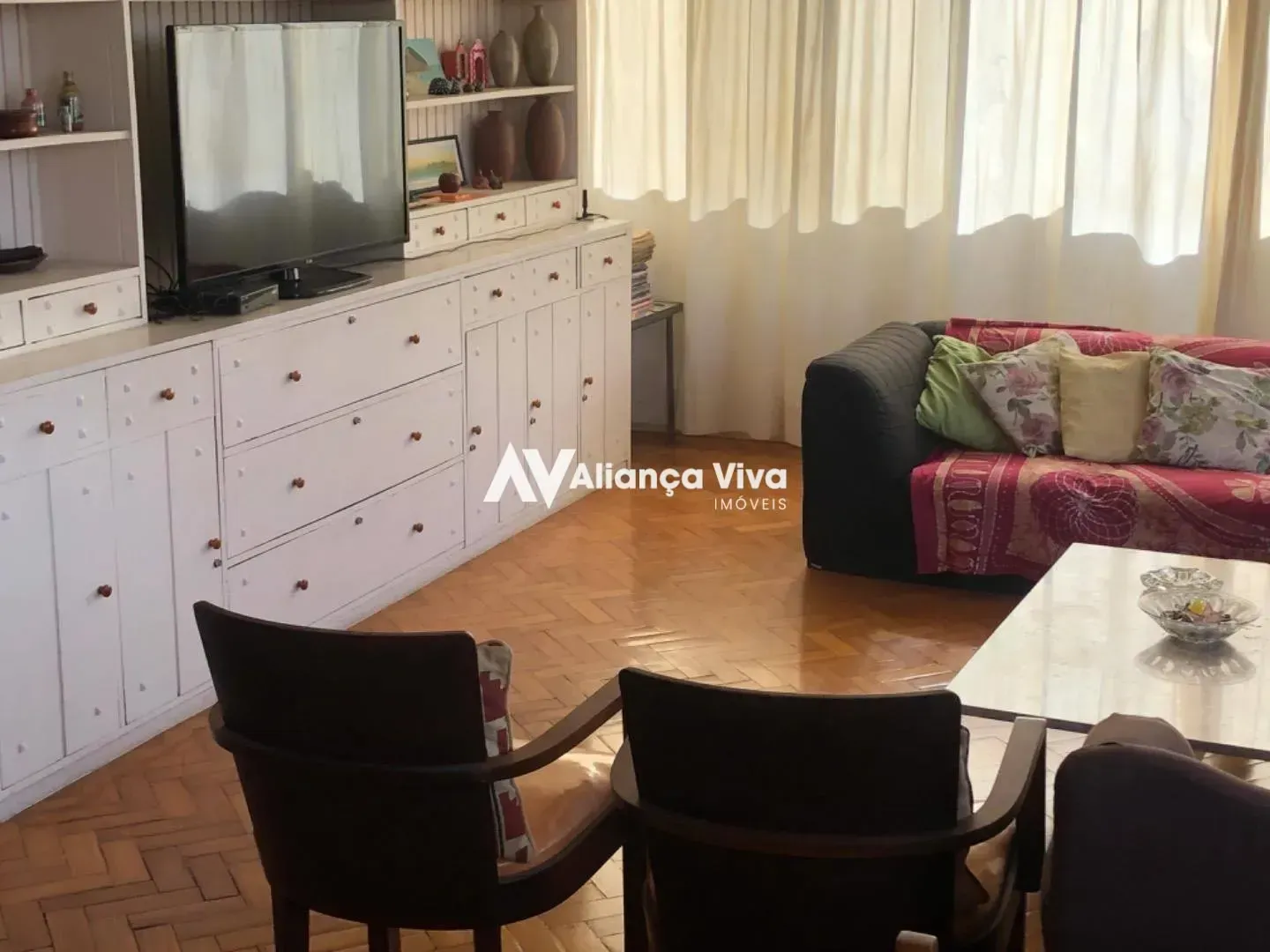 Top-floor apartment with 3 bedrooms and 3 bathrooms — photo 11