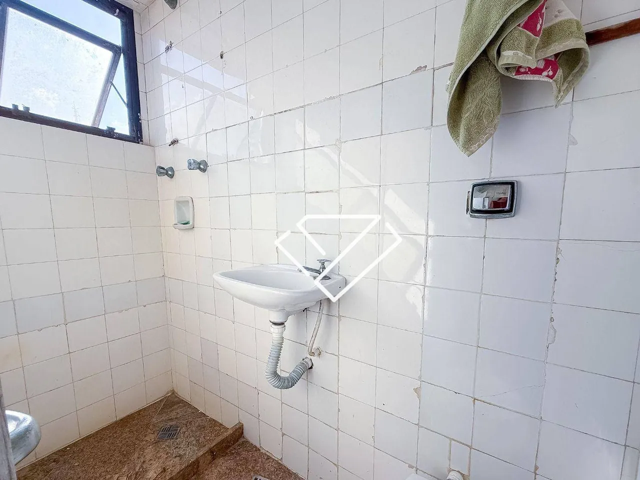4-bedroom apartment with a separate kitchen and 250 m² — photo 11