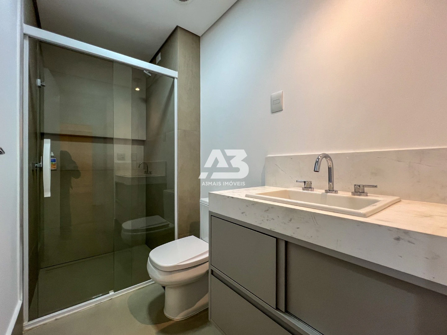 Apartamento com 3 dormitórios e 2 vagas, varanda com BBQ — photo 22