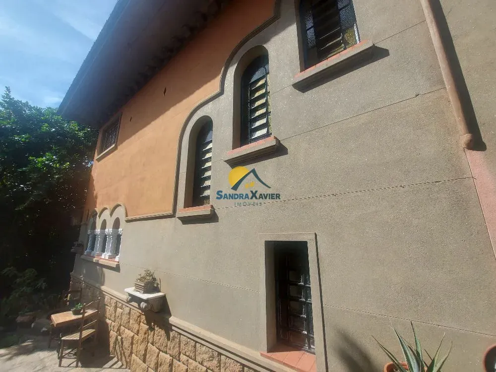 Furnished 700 m² house with 4 bedrooms and 2 en-suites — photo 36