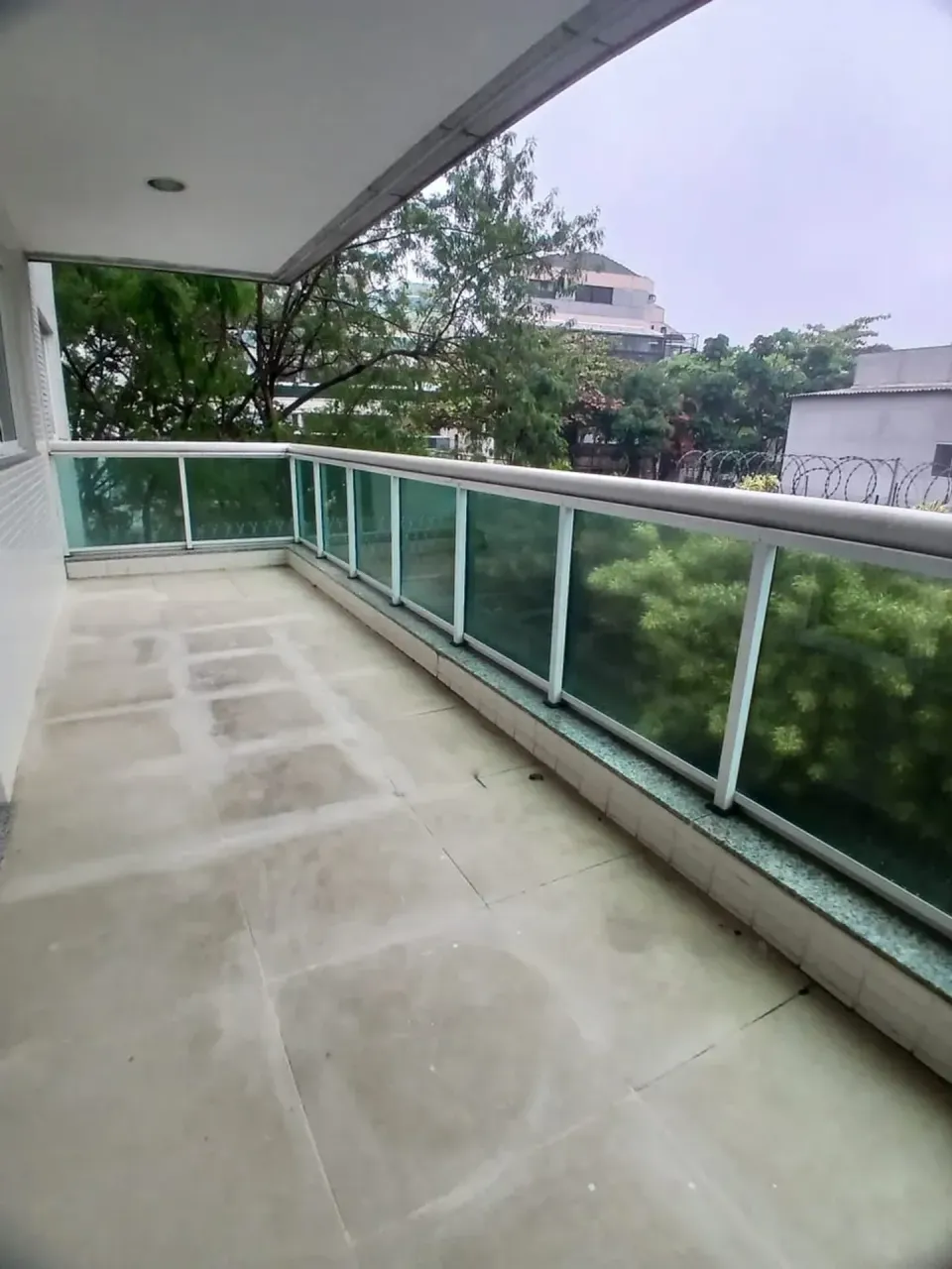 3-bedroom apartment with 3 bathrooms and 2 parking spots — photo 14