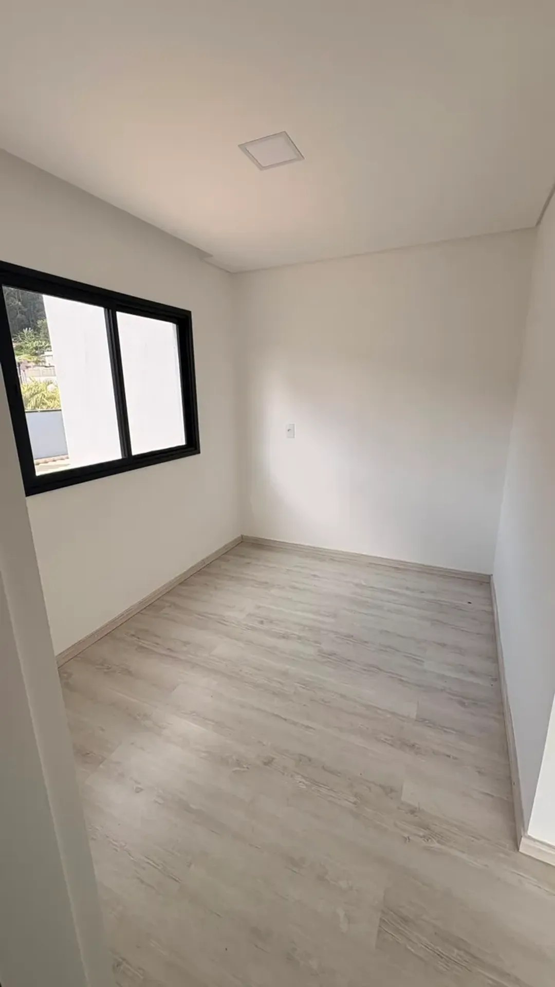 5-suite house with open-plan kitchen and 480 m² — photo 20