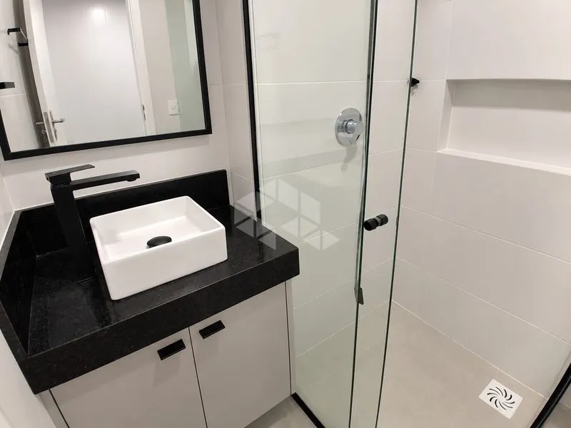 1 quarto e janelas do piso ao teto: apartamento de 45 m² — photo 22