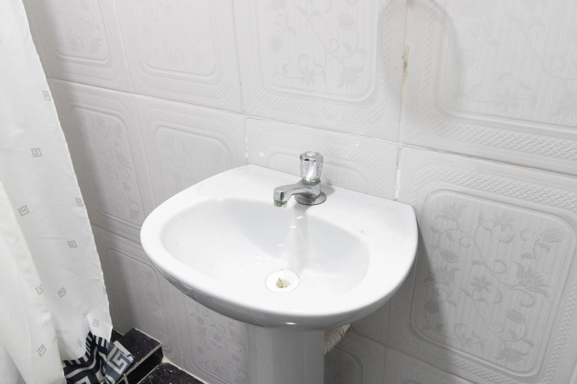 Casa amueblada con 6 dormitorios, 3 baños y jardín propio — photo 86
