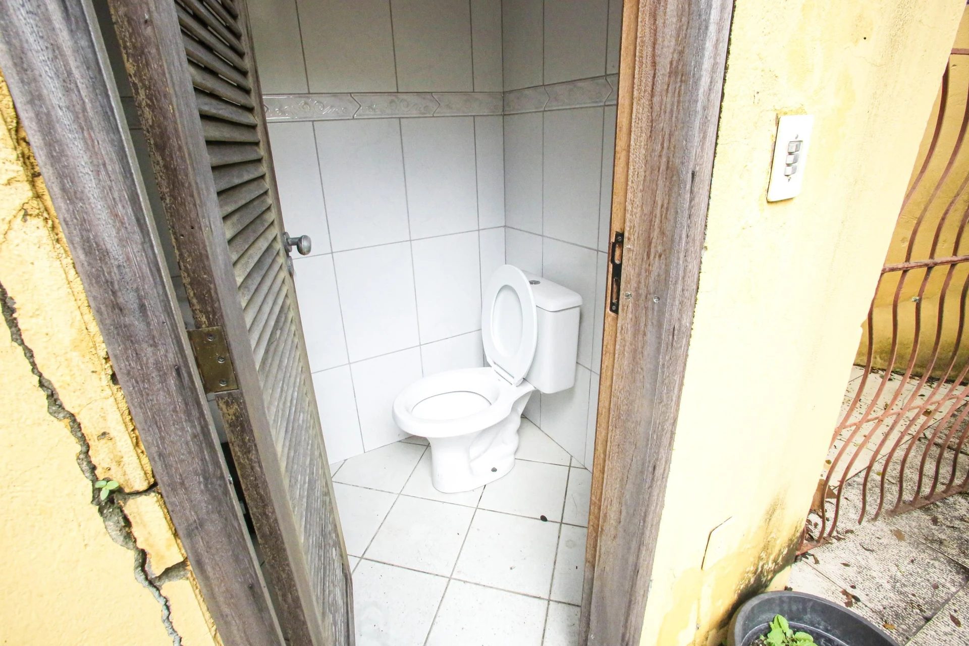4-bedroom house with a bathtub in Rio de Janeiro — photo 29