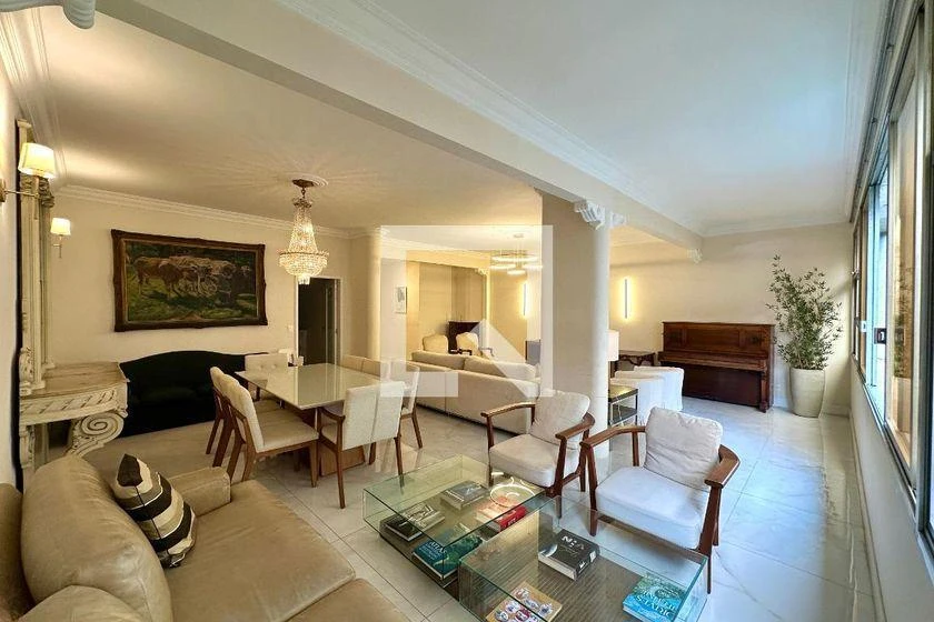 Furnished 220 m² apartment with 4 bedrooms and a suite — photo 21