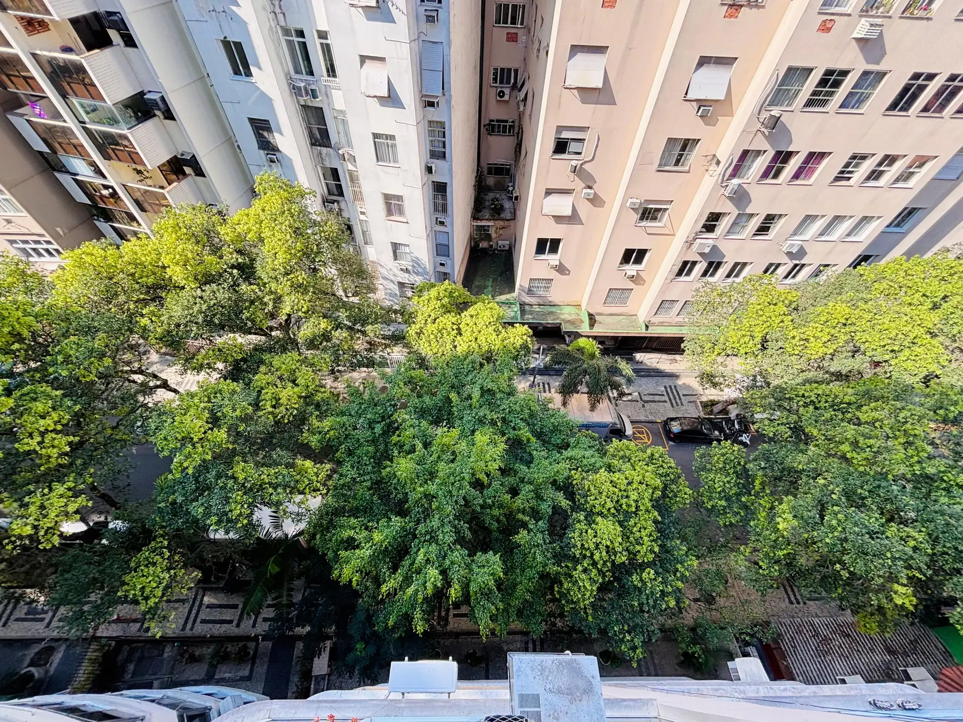 Mountain view in a 3-bedroom apartment, 120 m² — photo 15