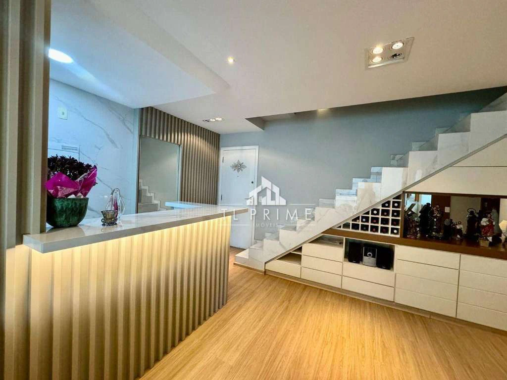 Furnished penthouse with 205 m², 3 bedrooms and 2 suites — photo 27