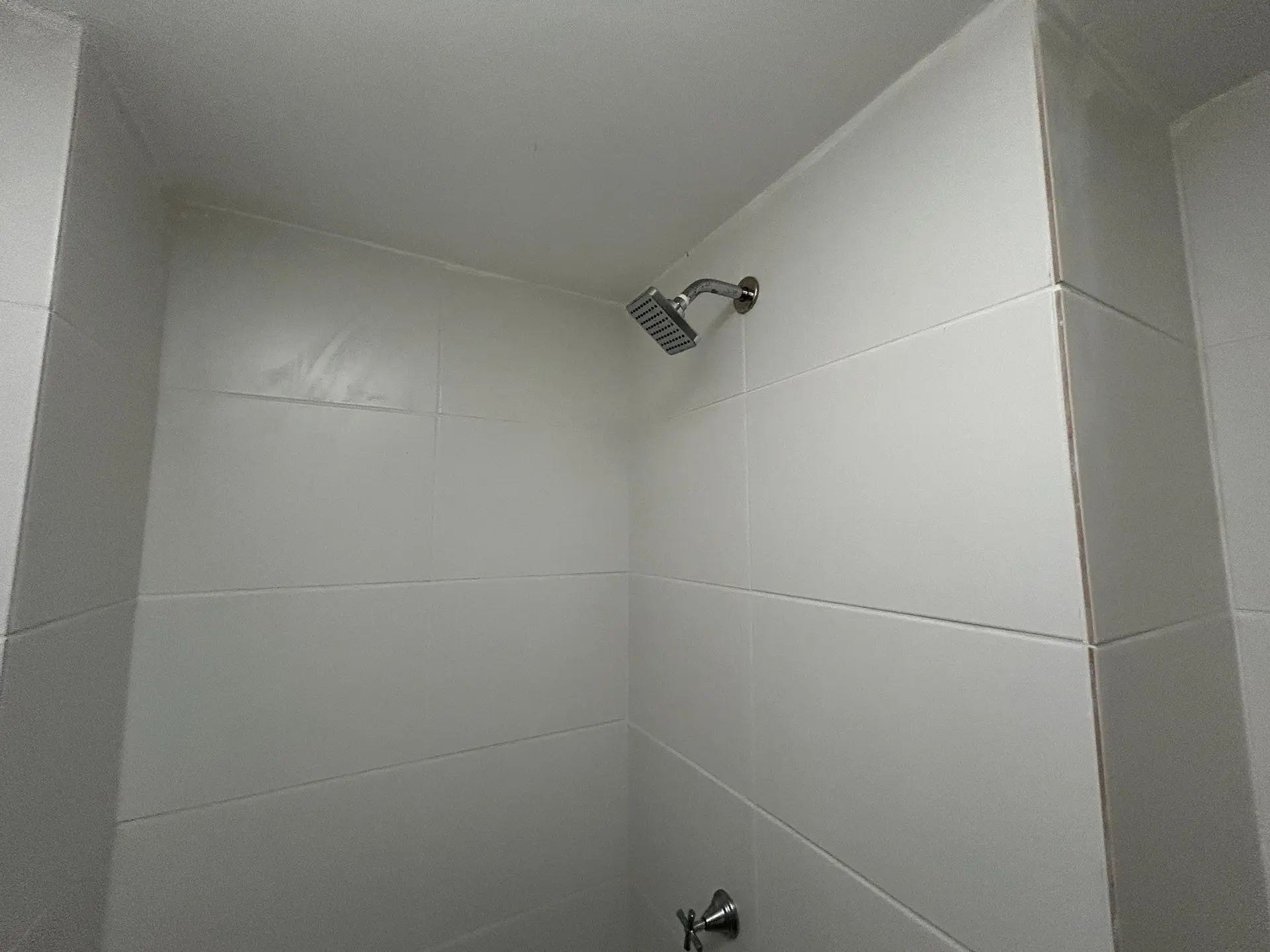 Apartamento sem mobília de 1 quarto com 2 banheiros — photo 38