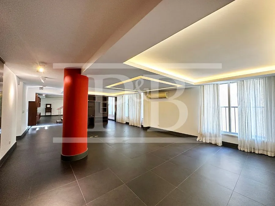 Penthouse with 4 bedrooms and 539 m² with floor-to-ceiling windows — photo 17