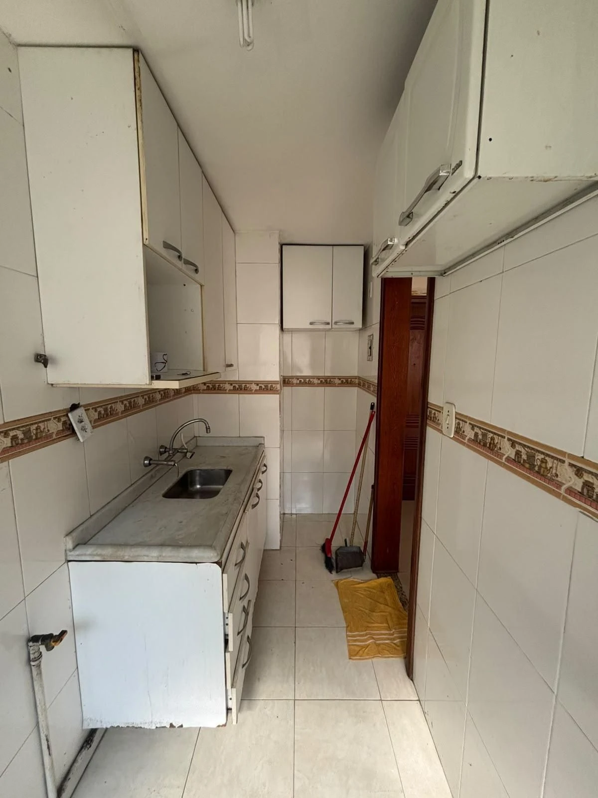 Apartamento de 3 quartos em condomínio com piscina — photo 5