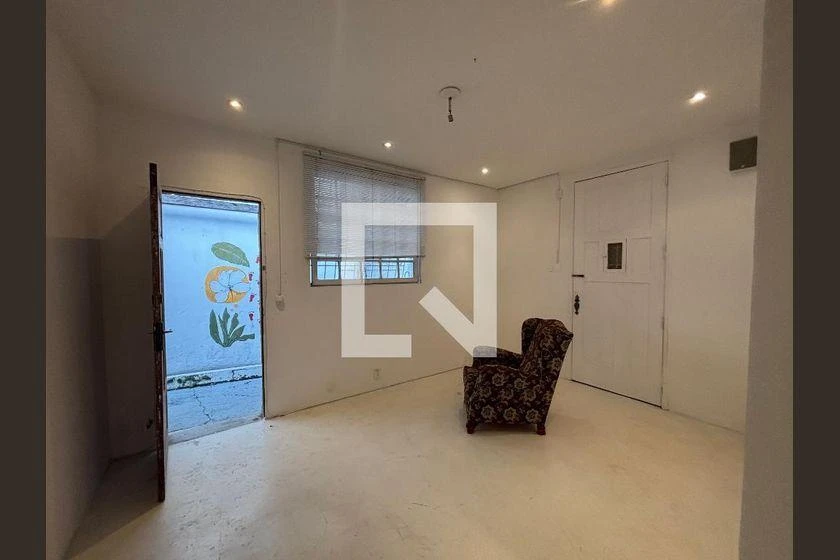 Furnished house with 6 bedrooms and 3 en-suites — photo 19
