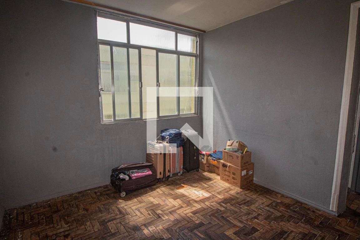Departamento de 1 dormitorio con piso de madera o laminado — photo 16