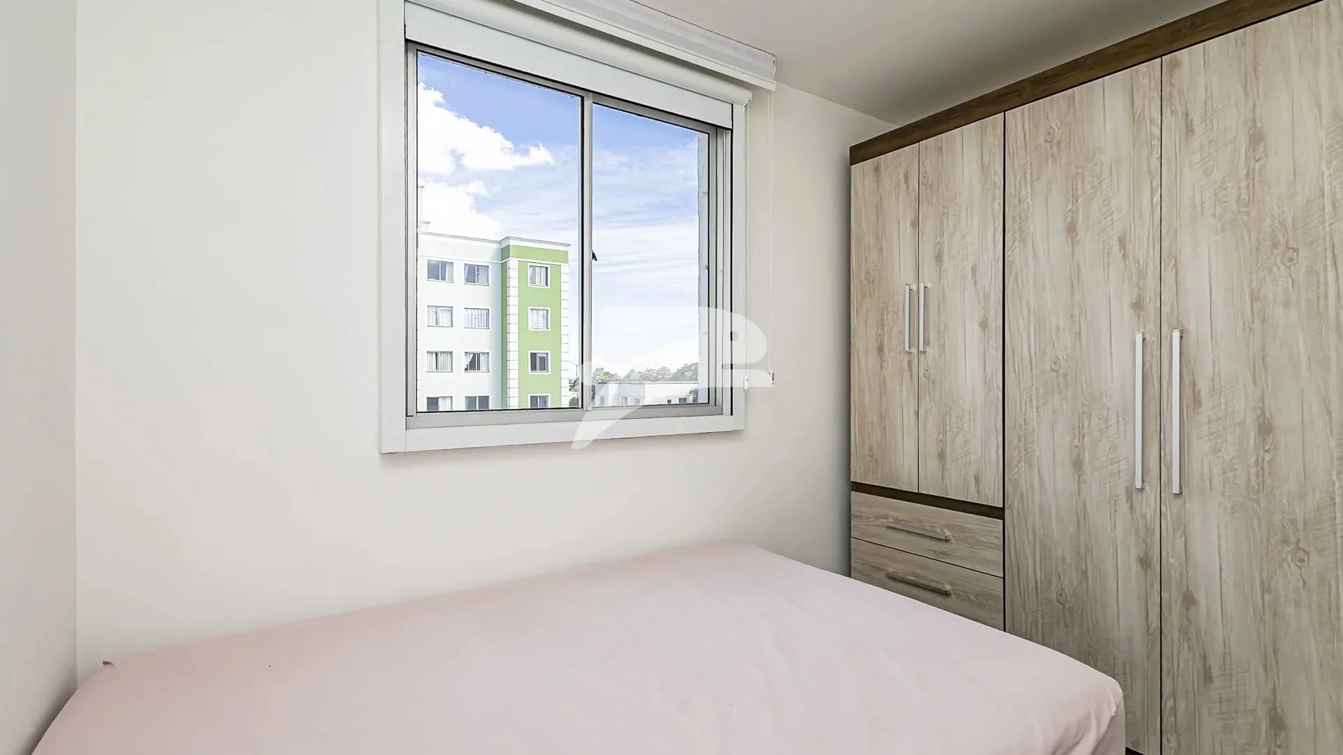 2-bedroom apartment with a washing machine in Curitiba — photo 3