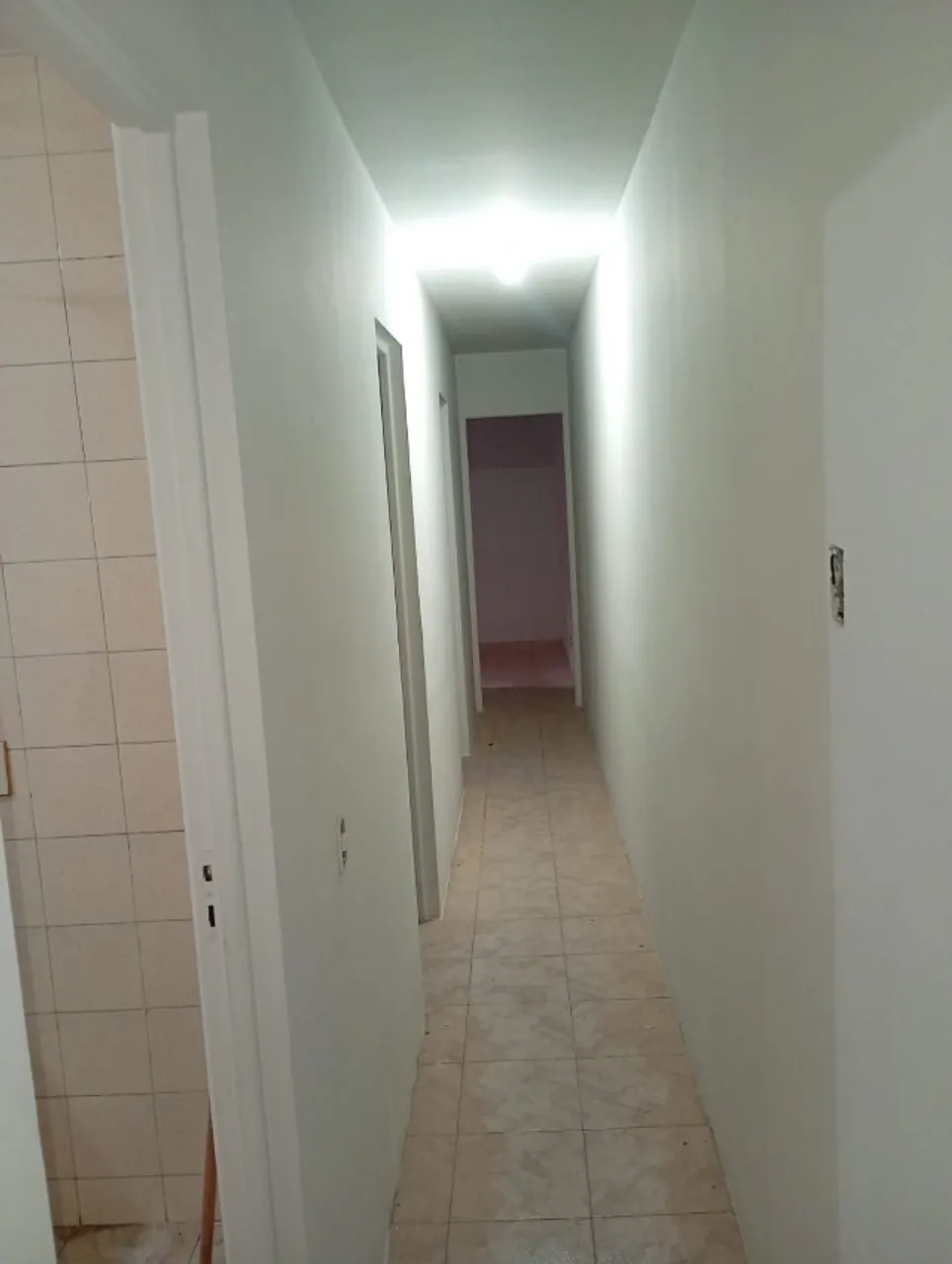 Unfurnished 3-bedroom apartment with balcony — photo 6