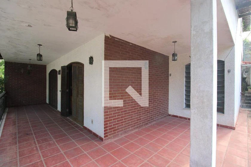 Мебльований будинок на 4 спальні та 2 суїти, 376 м² — photo 8