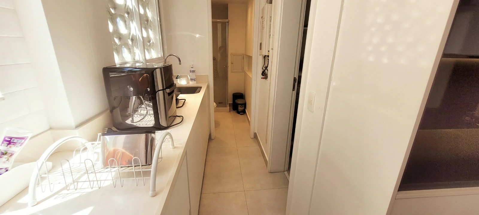 3-bedroom apartment with a washing machine — photo 11