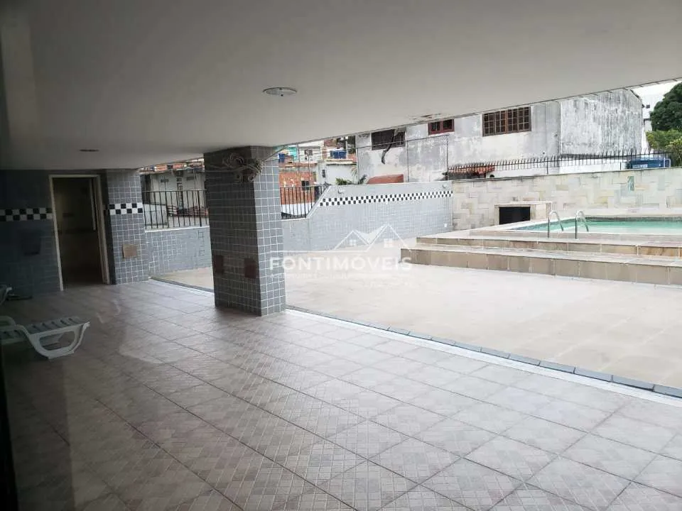 2-bedroom apartment in a building with a pool — photo 15