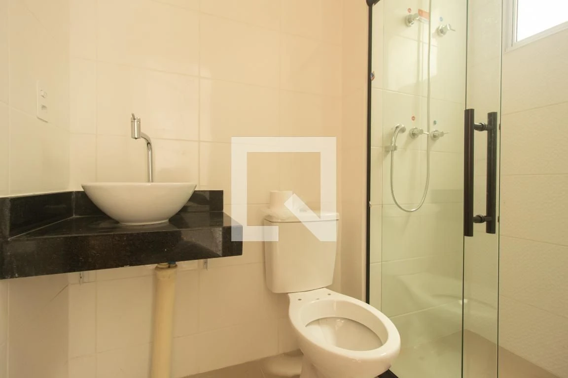 2-bedroom apartment in a building with a pool — photo 42