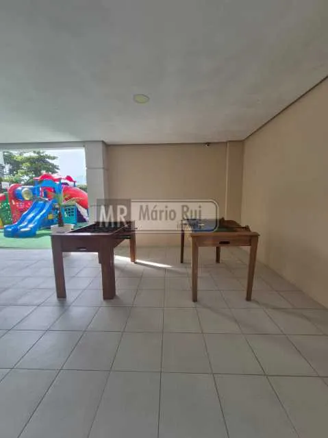 4-bedroom apartment with a closed-off kitchen — photo 19