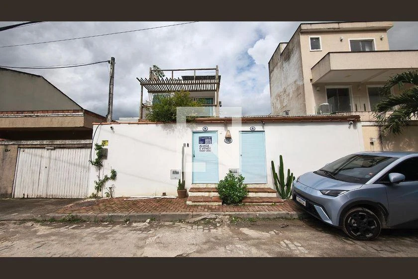 3-bedroom house with 290 m² and open-plan kitchen — photo 45