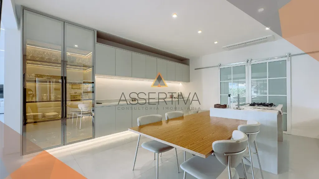 Furnished house with 5 en-suite bedrooms and integrated kitchen — photo 19