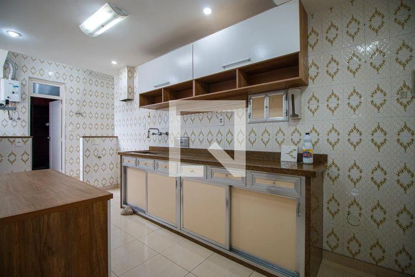 4-bedroom apartment 160 m² with 3 bathrooms — photo 27