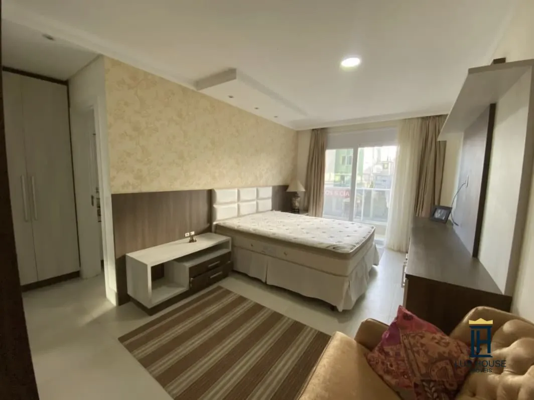 Квартира 215 м² с 3 спальнями и 2 парковками — photo 4