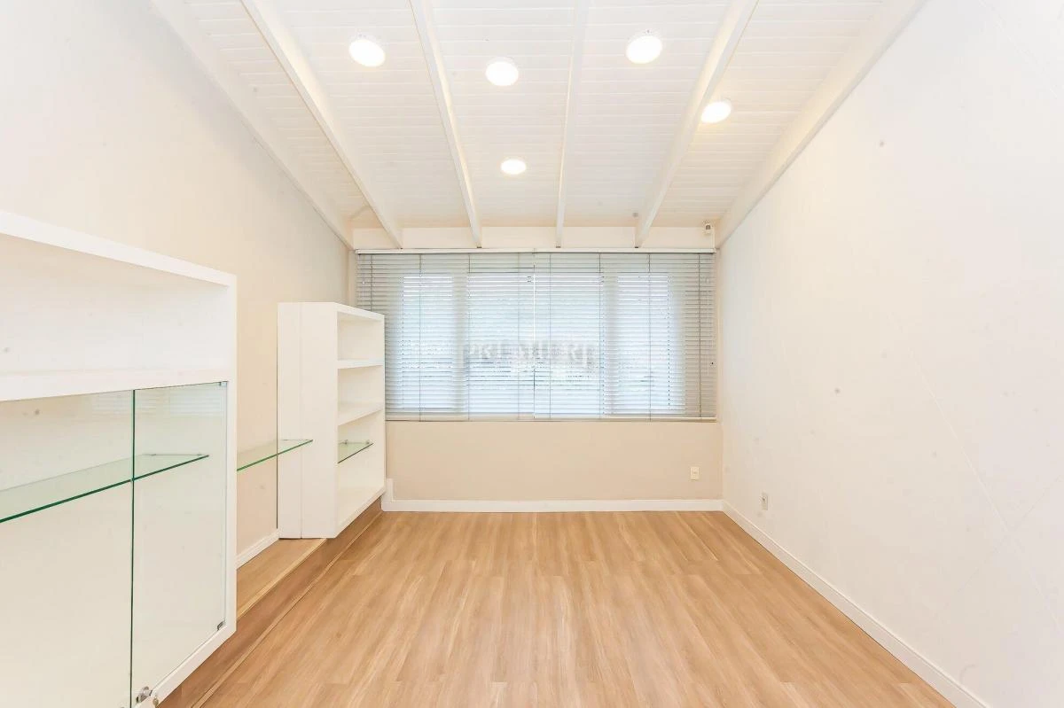 7-bedroom house with a home office in Curitiba — photo 2
