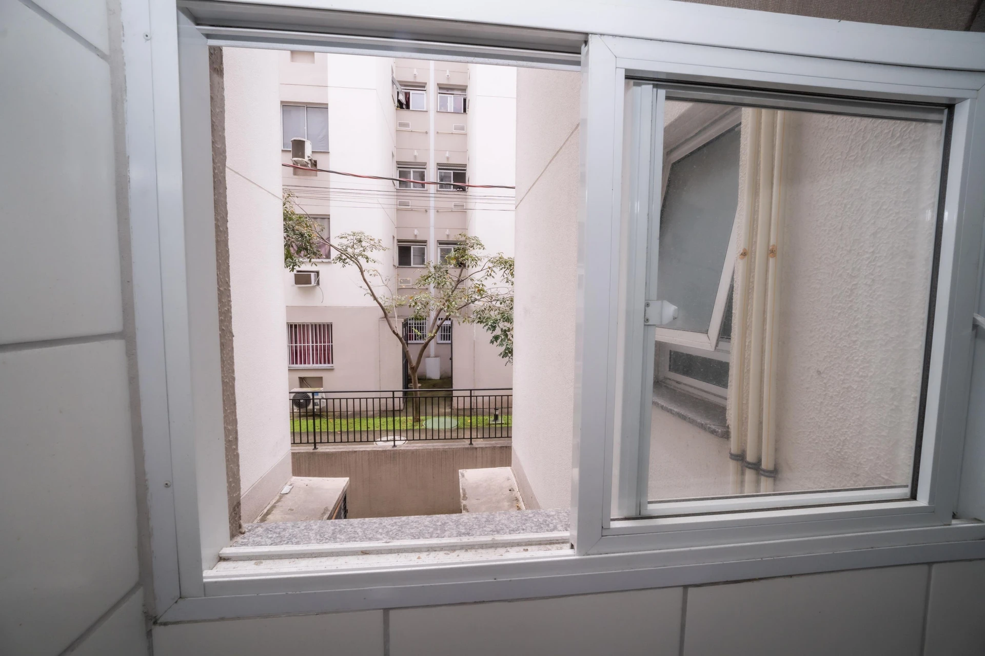 Пральна машина та 2 спальні: квартира 40 м² — photo 35