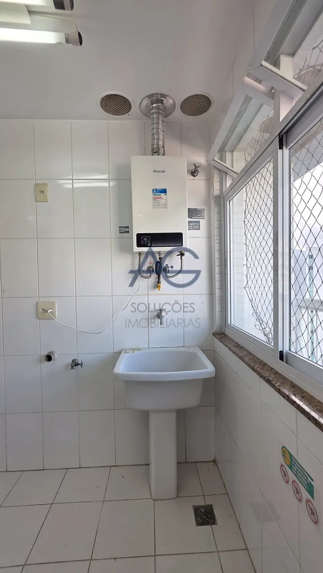 110 m² apartment with 2 bedrooms and 2 parking spots — photo 36