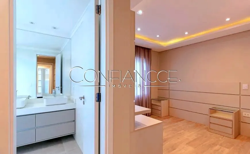 Apartment with 4 bedrooms and 2 en-suite suites — photo 14