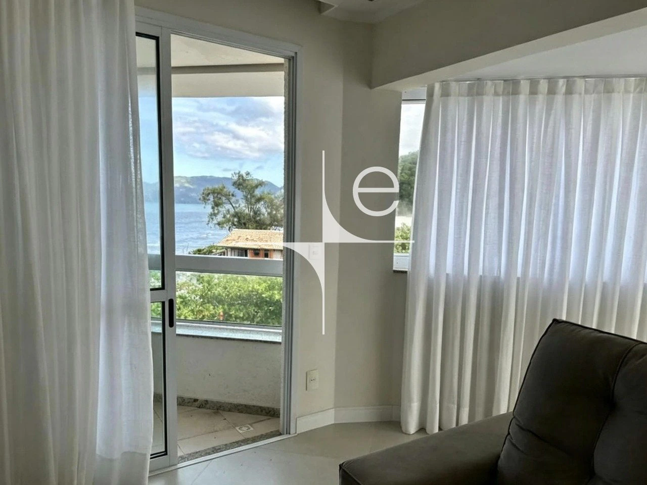 Apartment, 105 m², with a water view — photo 14