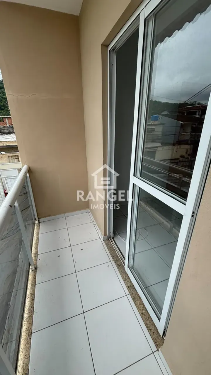 House with 2 bedrooms, 2 bathrooms and a balcony — photo 12