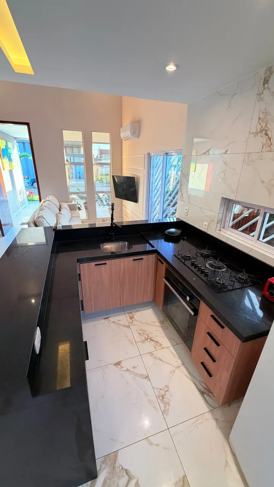 Casa de 4 dormitorios con balcón gourmet en João Pessoa — photo 2