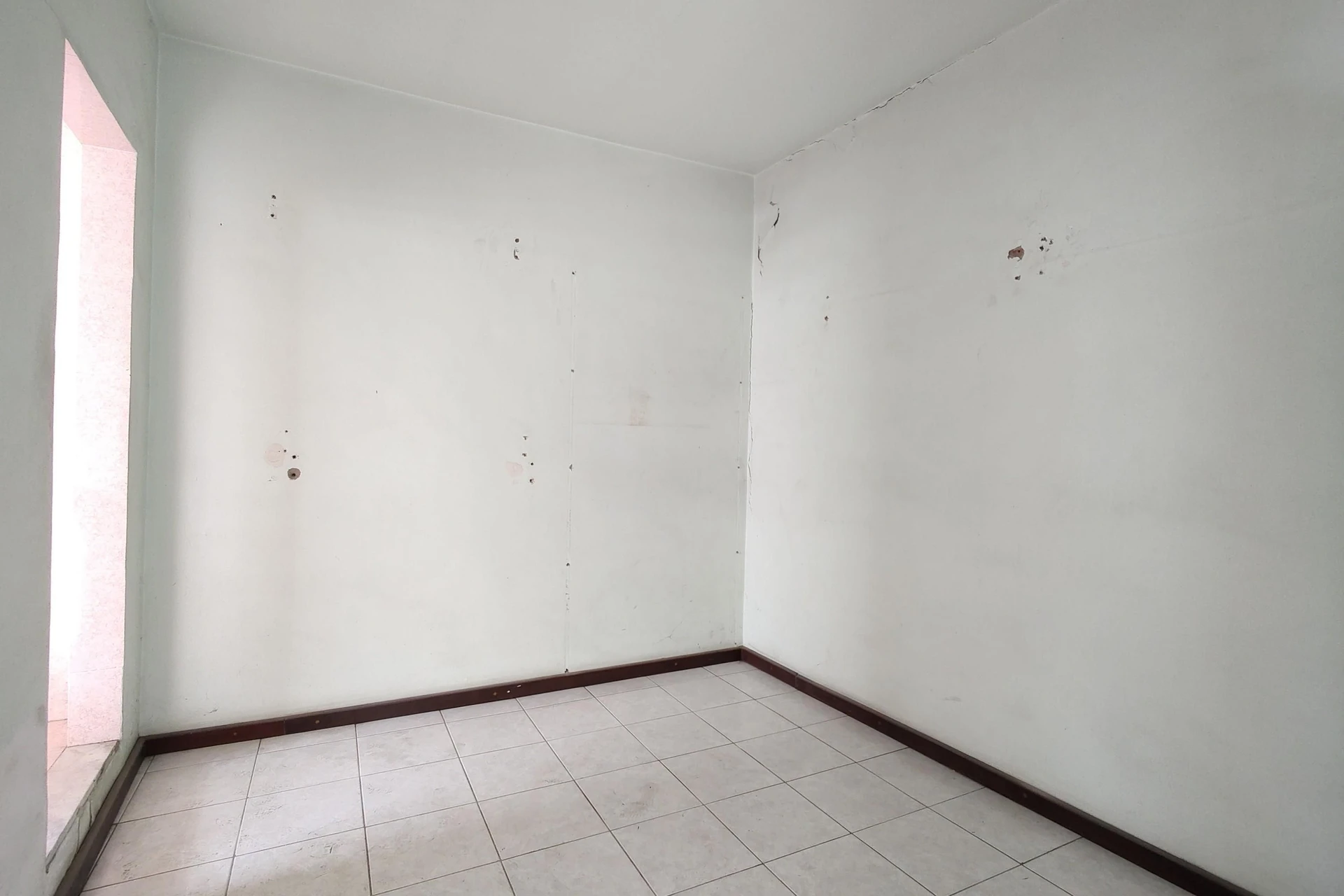 Unfurnished house with 4 bedrooms and private garden — photo 38